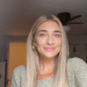 Meet your Posher, Carly